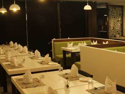 Bhawna Clarks Hotel